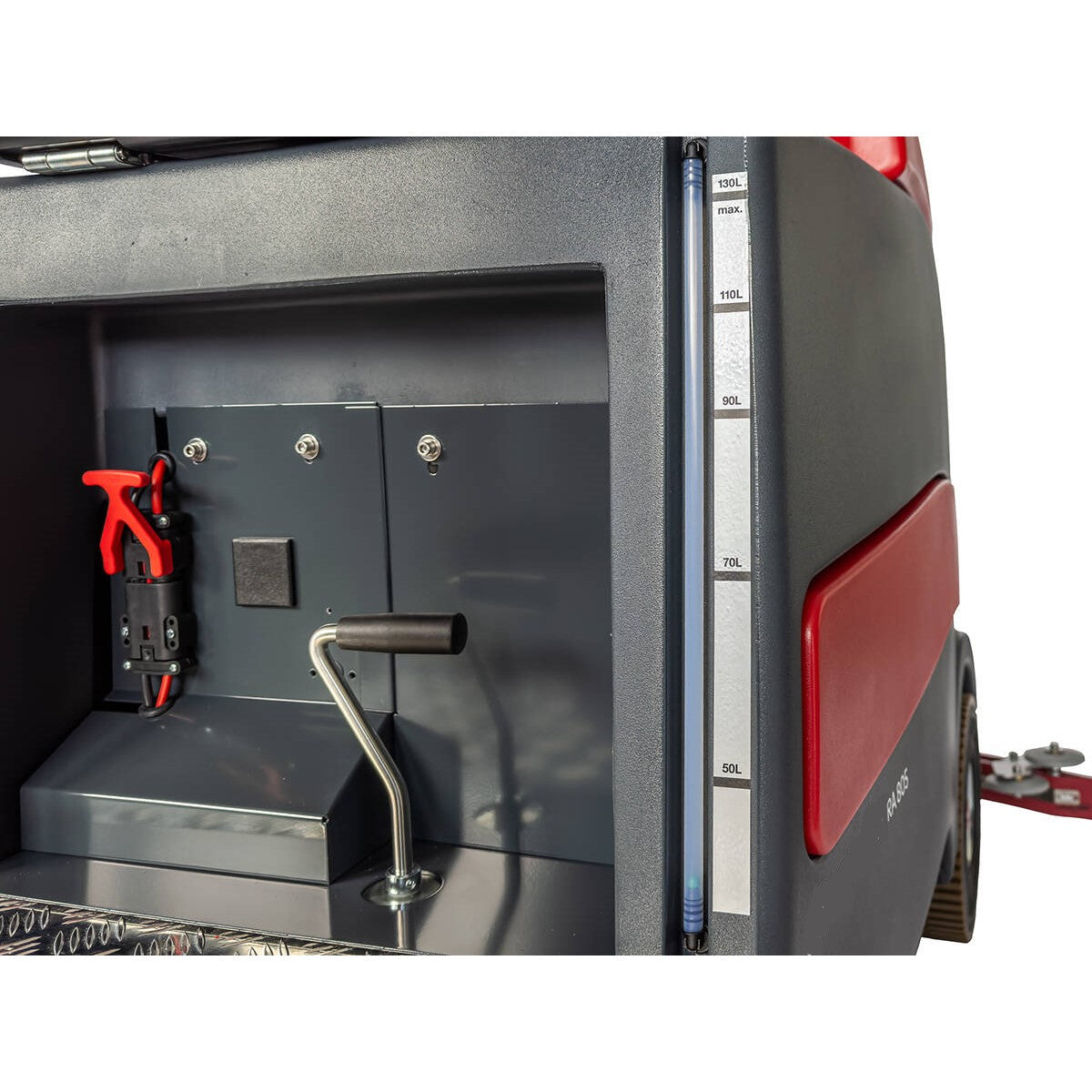 Avec garantie de service. Autolaveuse auto-portée RA 905