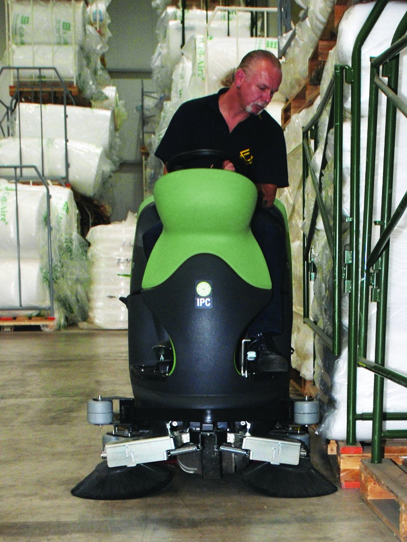 Mit Service-Garantie. Aufsitzscheuersaugmaschine IPC-Gansow CleanTime CT160R Sweep