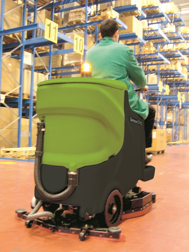 Mit Service-Garantie. Aufsitzscheuersaugmaschine IPC-Gansow CleanTime CT110