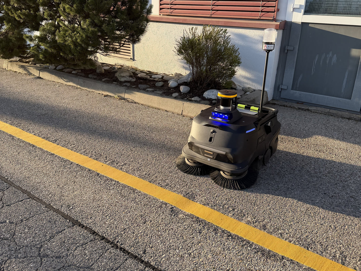 Die PUDU MT1 Serie: KI-native Reinigungsroboter für die nächste Generation der professionellen Reinigung